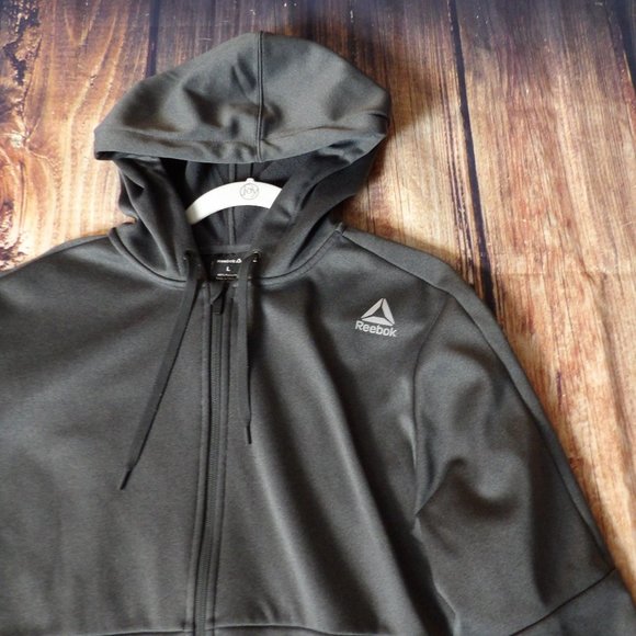 Gray Reebok Sweatshirt - Picture 2 of 9